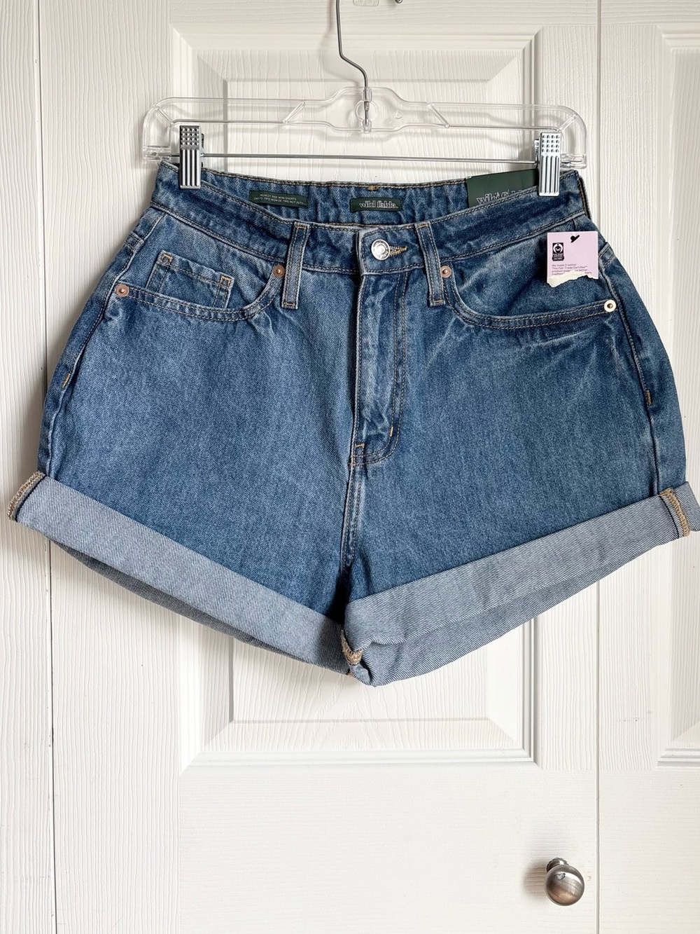 NWT Wild Fable Medium Blue High-Rise Cuffed Denim Shorts SIZE 27 R